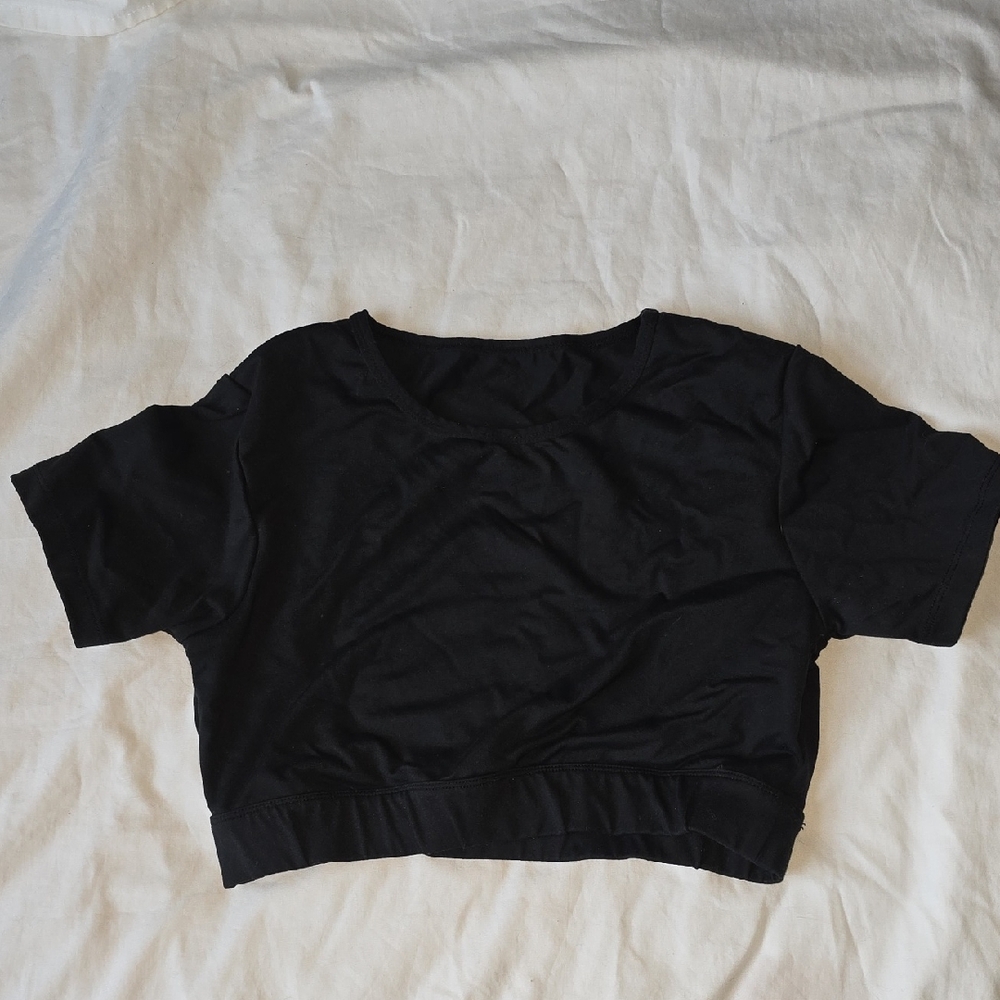 NVGTN Black Crop Sports Bra Top